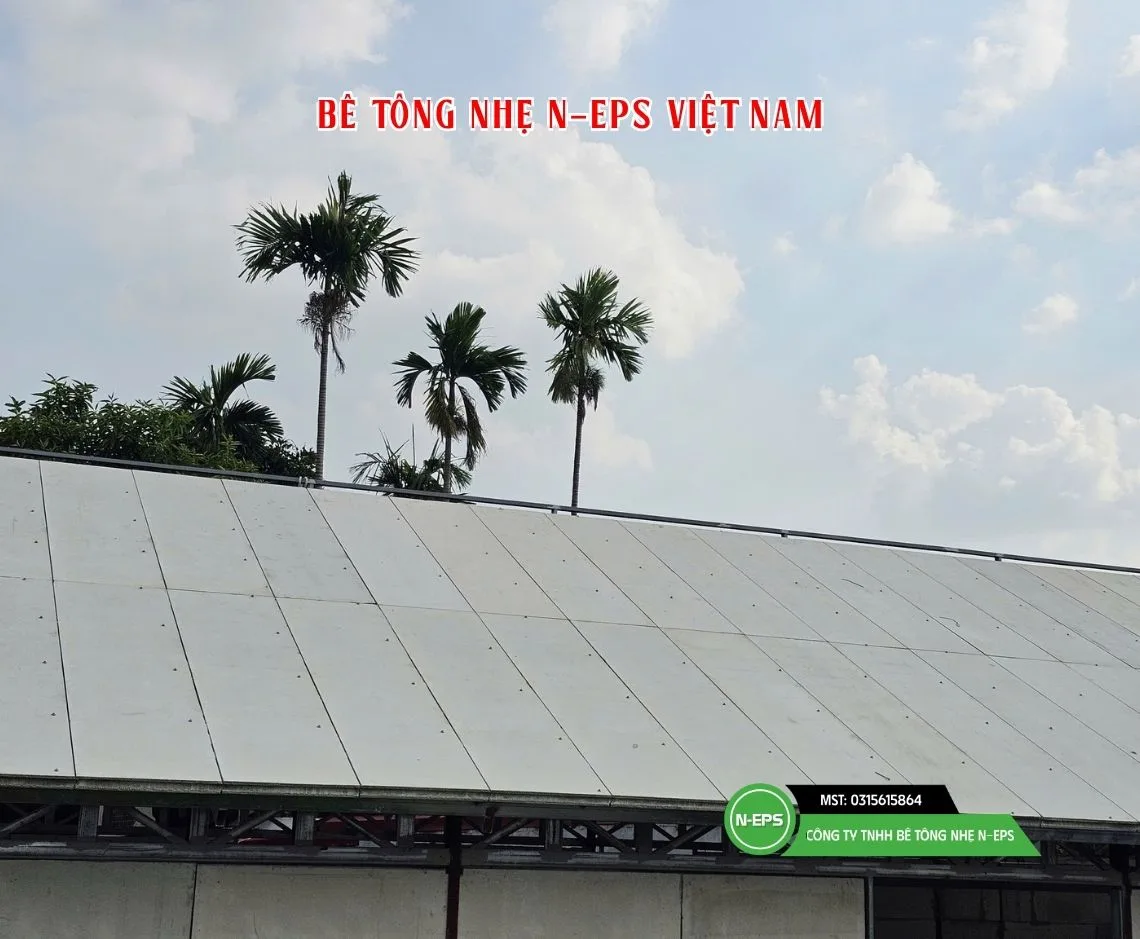 Nhà cấp 4 mái dốc lắp ghép bằng tấm bê tông nhẹ